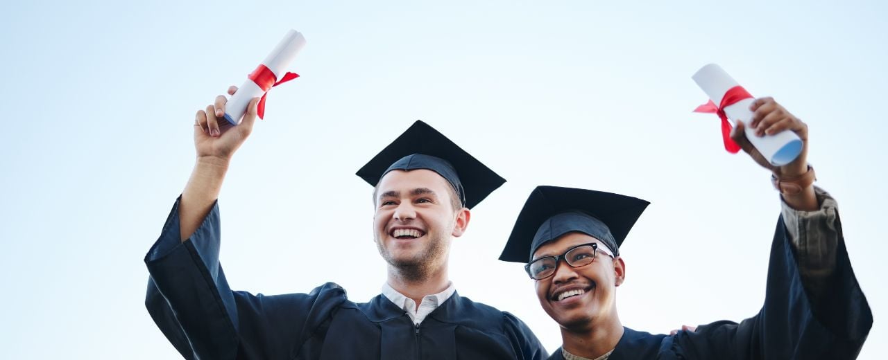 mejores becas estudiar en españa