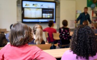 Guía para la escolarización de menores migrantes en España